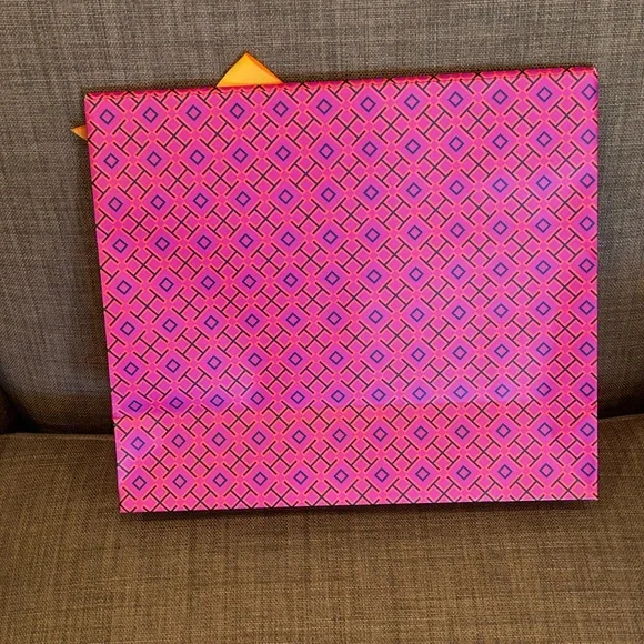 Tory Burch Vibrant Pink Bag with Orange Bow - Picture 2 of 4